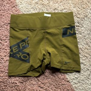 Nike women spandex shorts